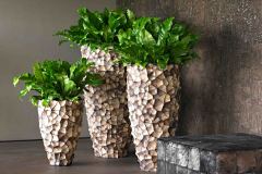 Bodenvase mit Muschelblättern